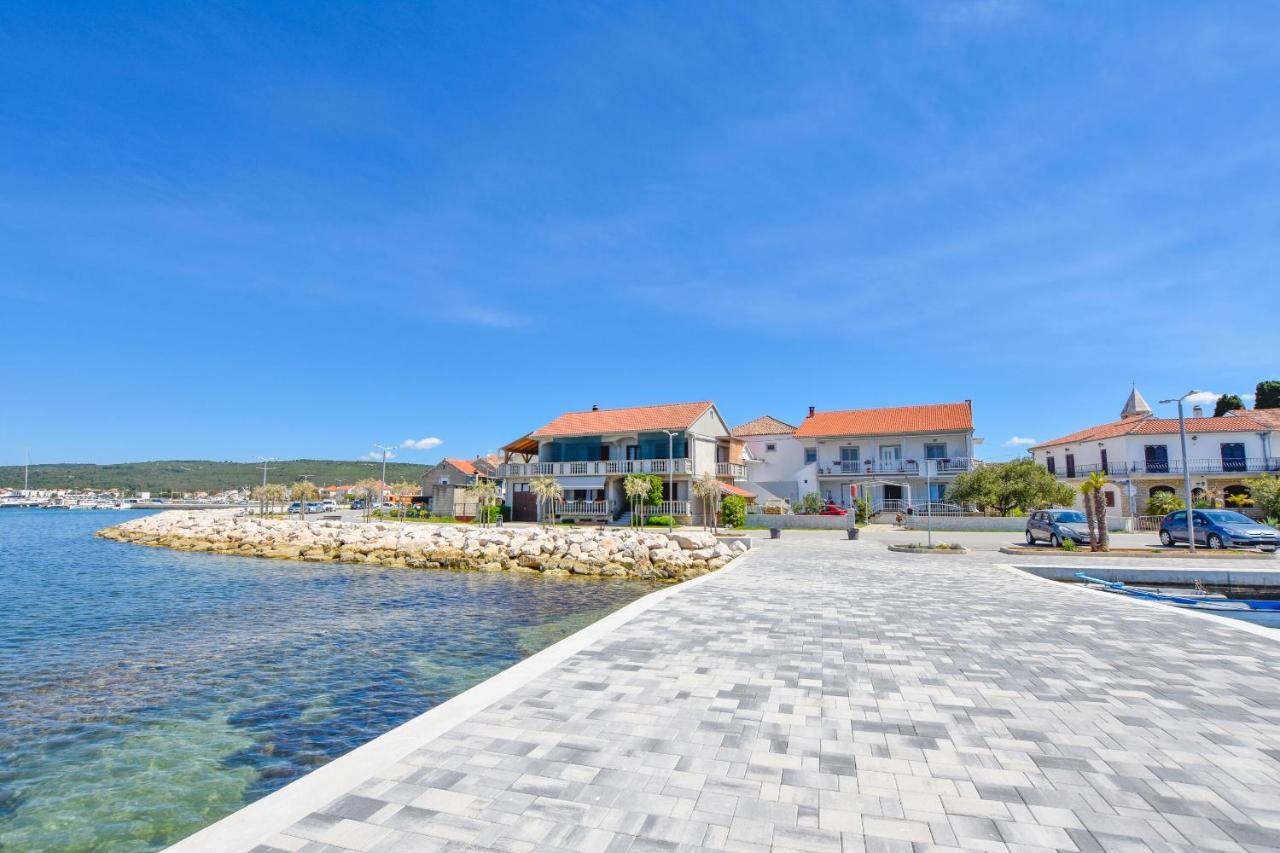 Apartments Marica Sukošan 外观 照片